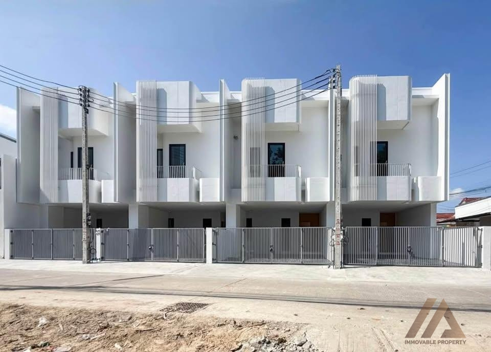 Newly built house, Chalong zone Newly built house, Chalong zone