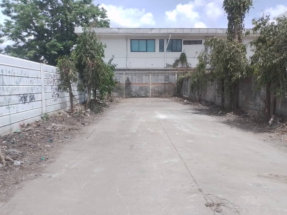 Land for rent, Sukhumvit 101/1, Soi Wachiratham Sathit 36, area 240 sq w., rent 40,000 baht/month Land for rent, Sukhumvit 101/1, Soi Wachiratham Sathit 36, area 240 sq w., rent 40,000 baht/month