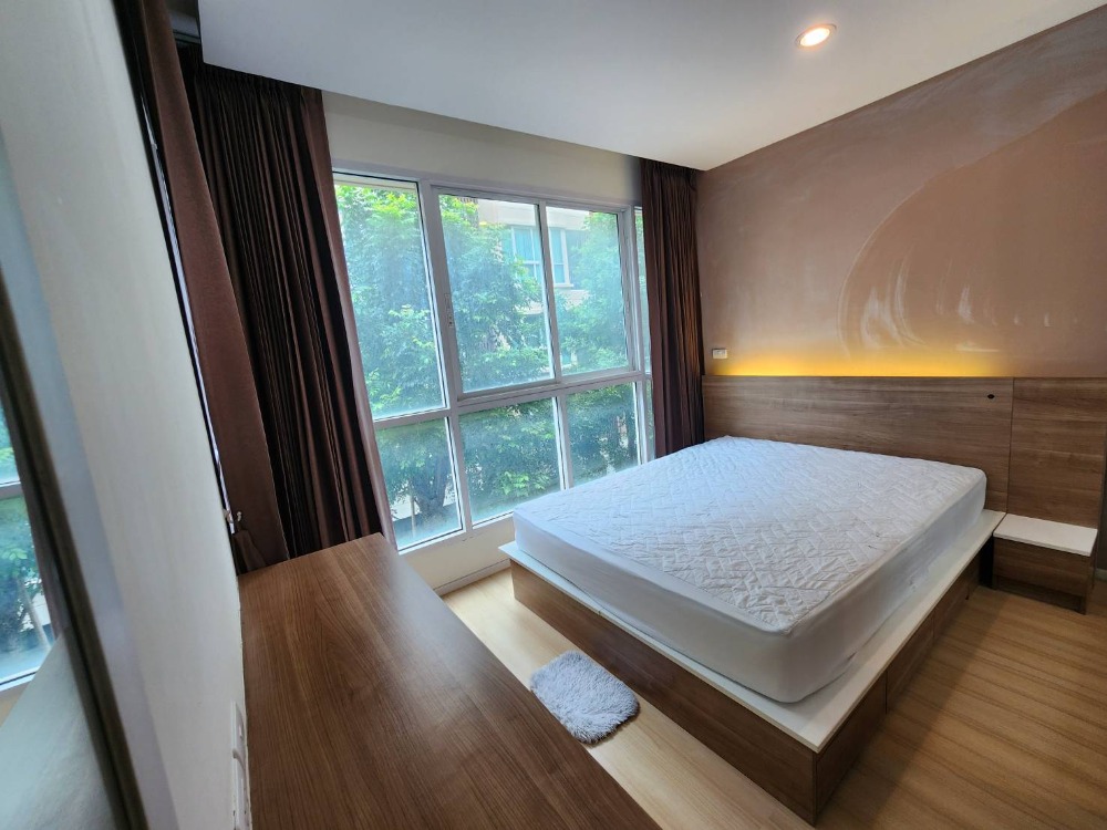 For rent: Happy Condo Lat Phrao 101, Building C, new, beautiful, fully built-in, complete electrical appliances, airy and spacious.