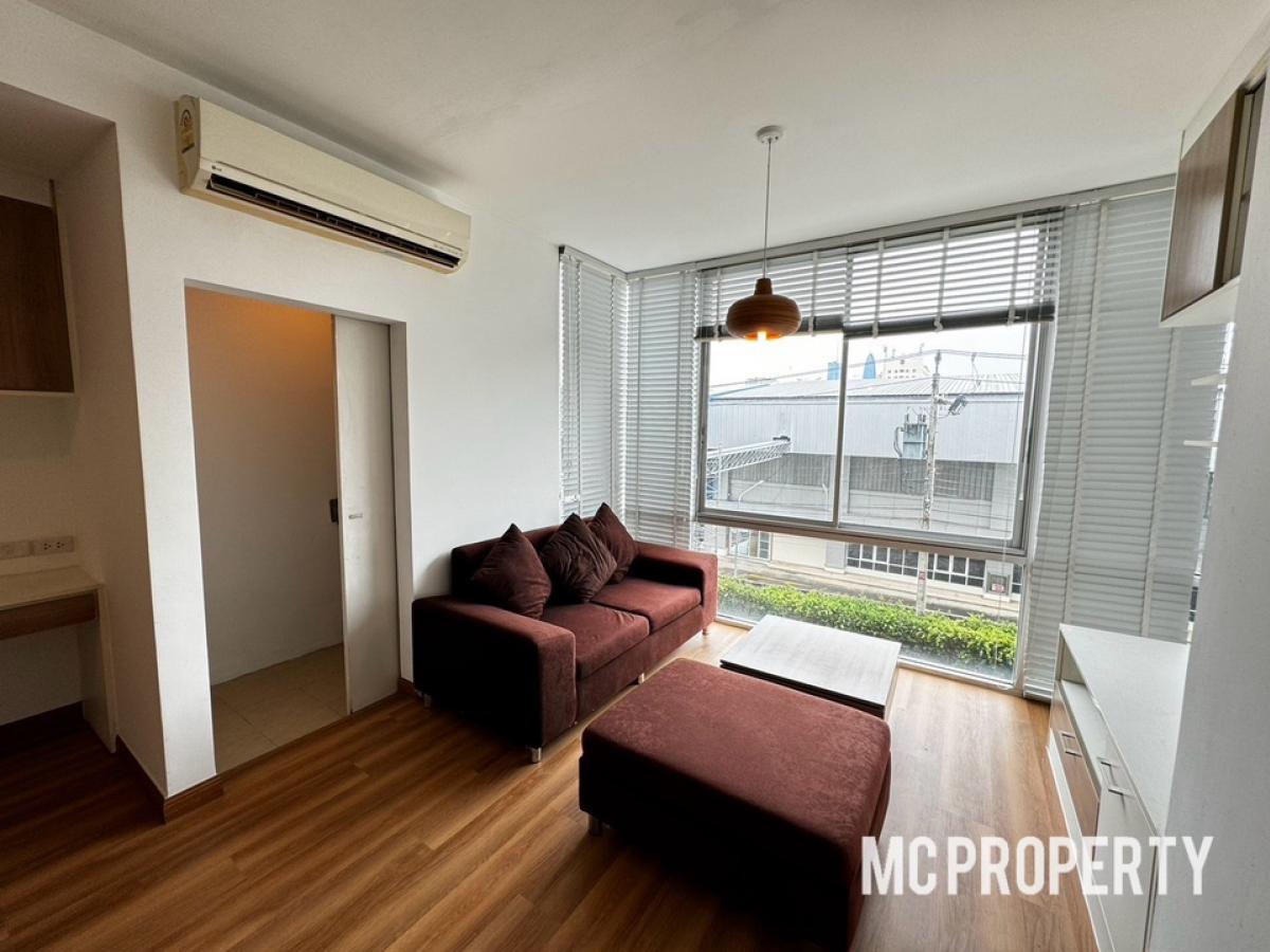 The IRIS Rama9 Srinakarin 1 bedroom unit 46sqm for sale fully furnished only 2.49 Mb please contact 0816878954 The IRIS Rama9 Srinakarin 1 bedroom unit 46sqm for sale fully furnished only 2.49 Mb please contact 0816878954