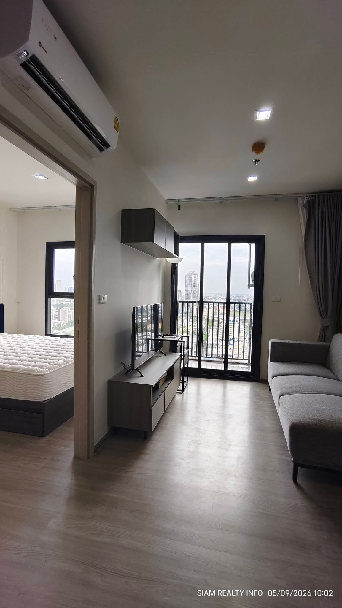 THE BASE Phetchaburi Thonglor ( Size 34sq.m.) Condo for Rent 🌸near MRT Phetchaburi BTS Phompong, Airport Link Makkasan THE BASE Phetchaburi Thonglor ( Size 34sq.m.) Condo for Rent 🌸near MRT Phetchaburi BTS Phompong, Airport Link Makkasan