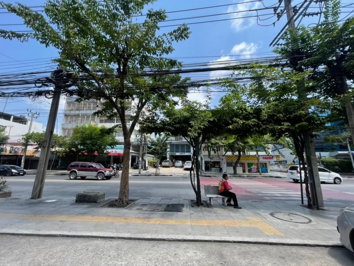 ขายด่วน **ตึกแถว ปากซอย อ่อนนุช 44  7.5 ล้าน – รูปที่ 3