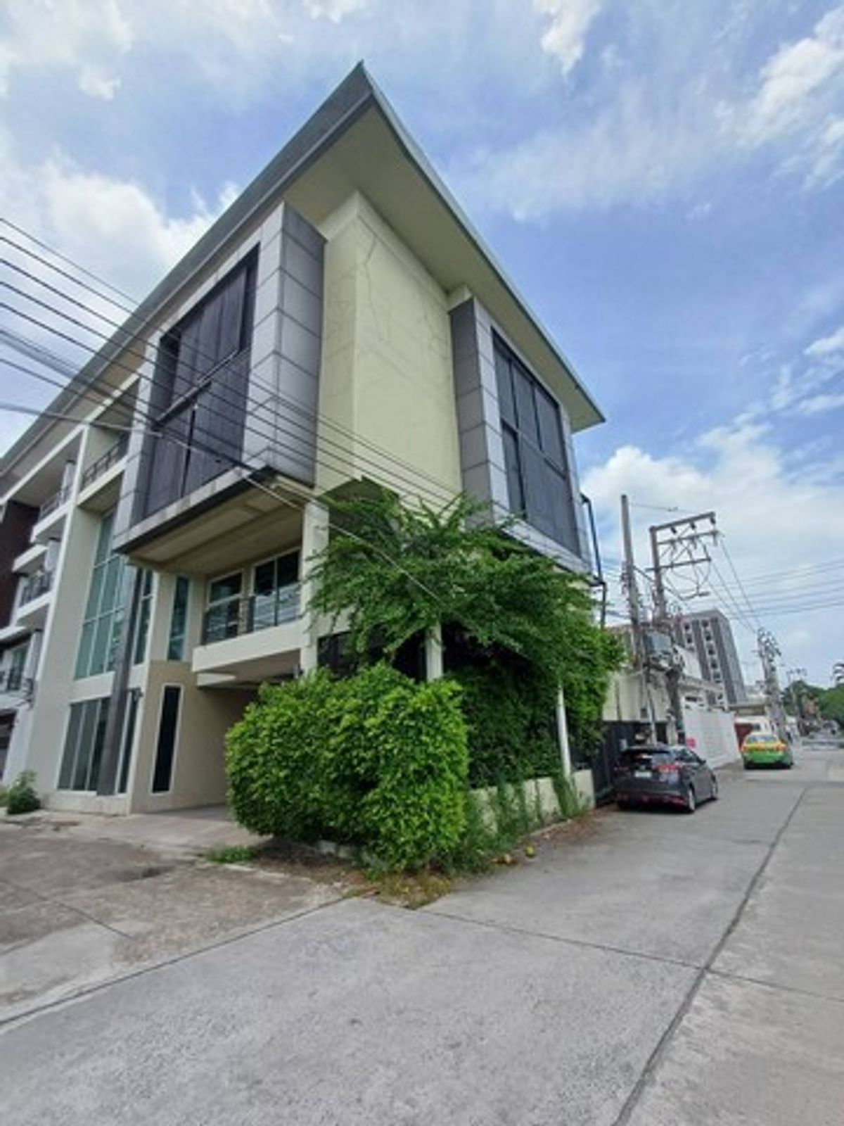 ให้เช่าโฮมออฟฟิต4ชั้นห้องมุม 600 ตร.ม.ย่านรามอินทราใกล้แฟชั่นไอแลนส์,MRTวงแหวนรามอินทรา สามารถจดทะเบียนบริษัทได้ – รูปที่ 3