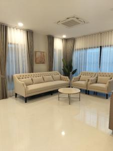 Nantawan rama9-New krungthep for rent