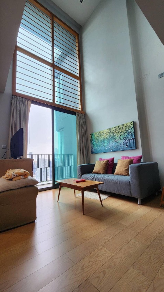 ♦ Duplex type ♦ 20++ floor 86.00 sq.m. | 2 beds 2 baths | near BTS Thonglor Station 1 mins, Bangkok Prep International School 5 mins