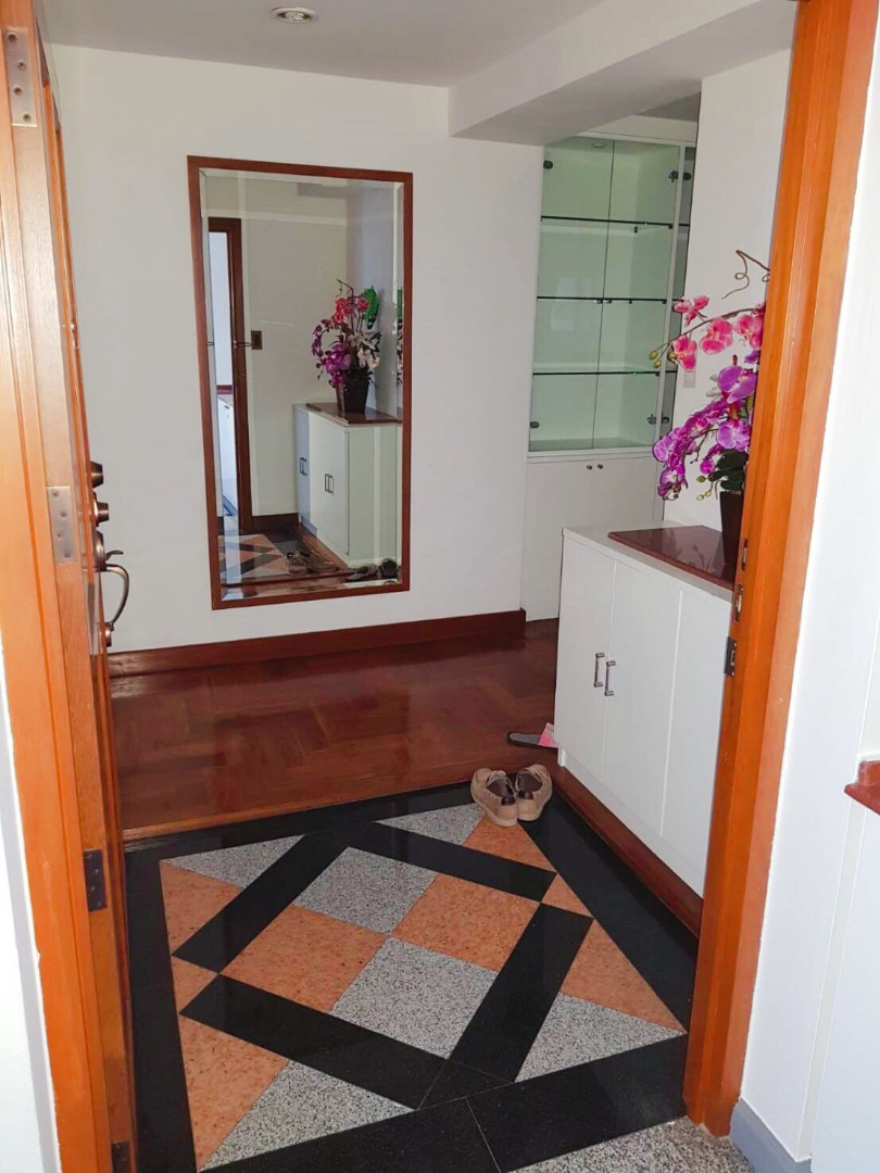 Royal Castle 39 for SELL 3 Beds 155 Sqm ONLY 13.4 MB, NICE PRICE ! – รูปที่ 2