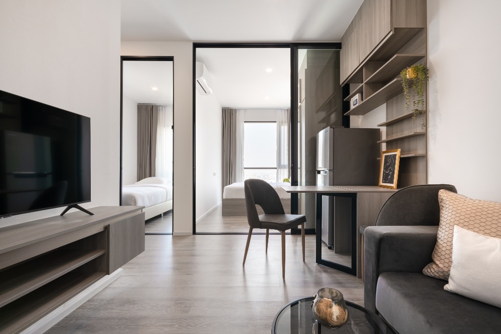 Condo for rent next to BTS Thipawan, 0 meters. Knightsbridge Sukhumvit-Thepharak, 2 bedrooms, 39 sq.m., high floor, beautiful view, ready to move in, Free WIFI. Condo for rent next to BTS Thipawan, 0 meters. Knightsbridge Sukhumvit-Thepharak, 2 bedrooms, 39 sq.m., high floor, beautiful view, ready to move in, Free WIFI.