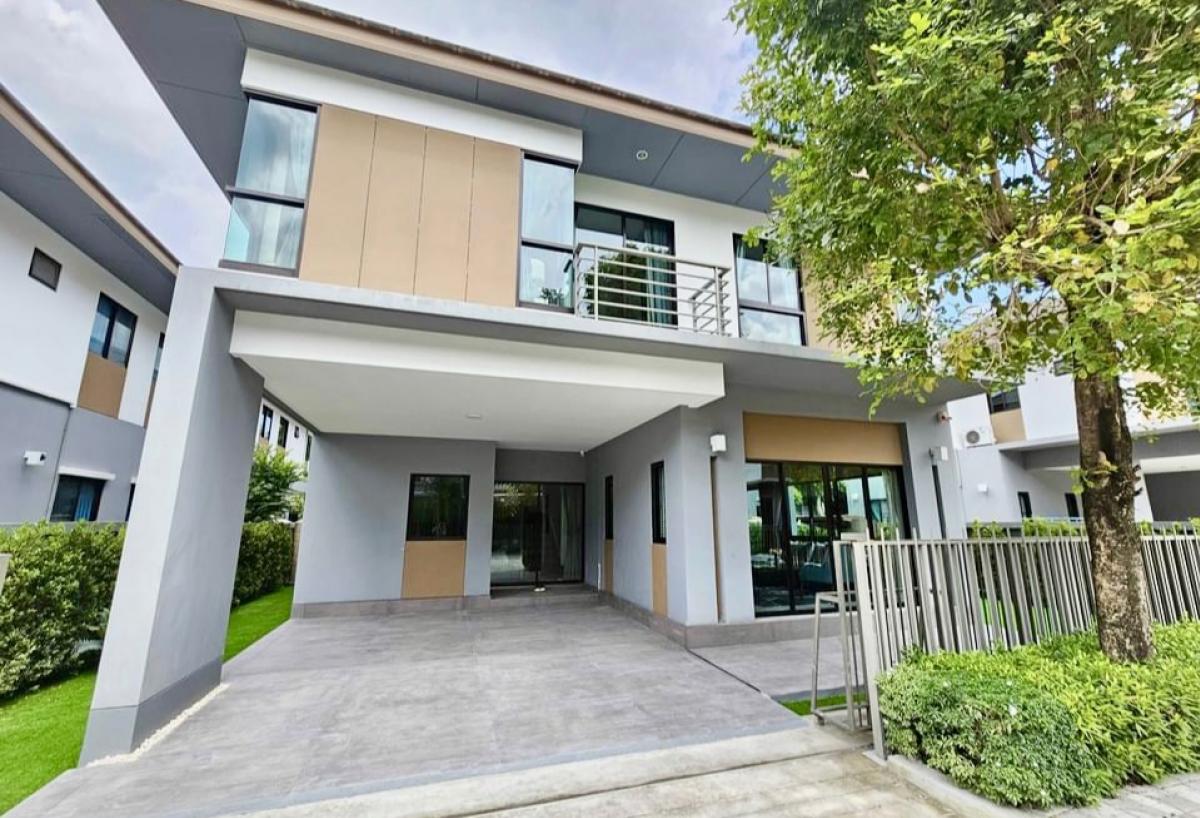 🌟For Rent: Detached House at Baan Lumpini Suan Luang Rama 9. 2-storey detached house features 4 bedrooms and 4 bathrooms.💥Rental Fee: 120,000 THB/month. 🌟For Rent: Detached House at Baan Lumpini Suan Luang Rama 9. 2-storey detached house features 4 bedrooms and 4 bathrooms.💥Rental Fee: 120,000 THB/month.