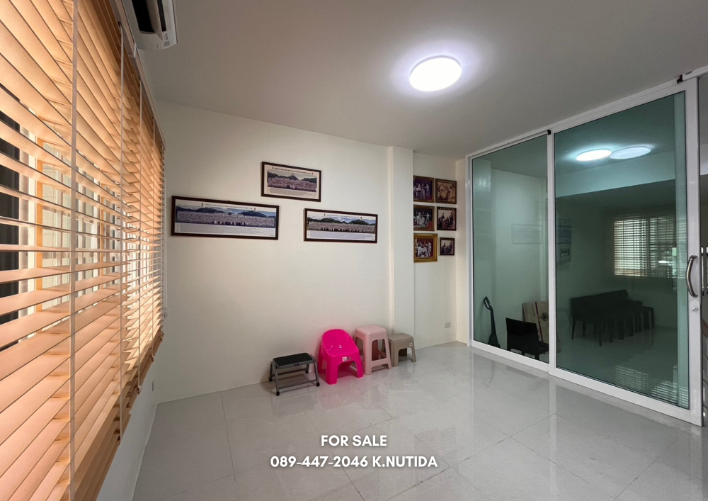 Townhouse for sale, very new interior, near BTS Tao Poon – รูปที่ 4
