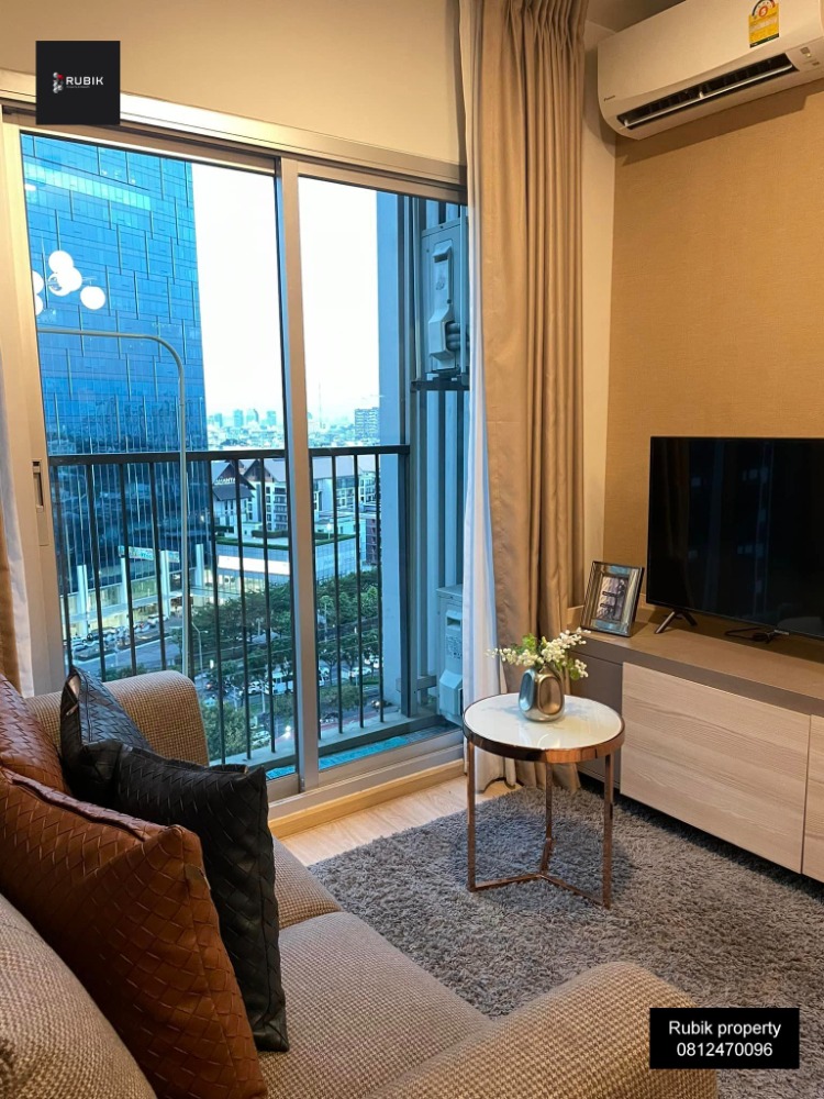 🌟 Incredible Deal: Prime Noble Revolve 2 Ratchada Condo Below Market Value! 🌟
