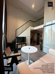 🌟 Exclusive Duplex Condo For Sale: Unbeatable Value at The Reserve Phahol-Pradipat! 🌟