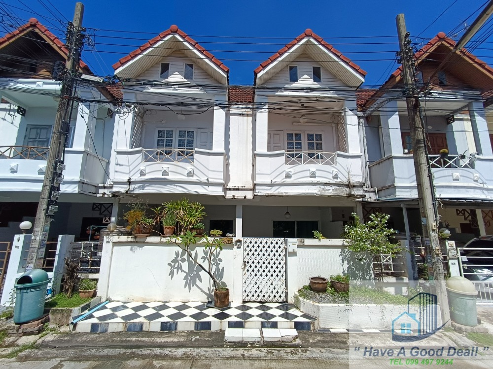 Townhouse 32 sq.wa., Lert Ubon Village, Ram Intra Km.6 (Ram Intra 65, Soi 2)