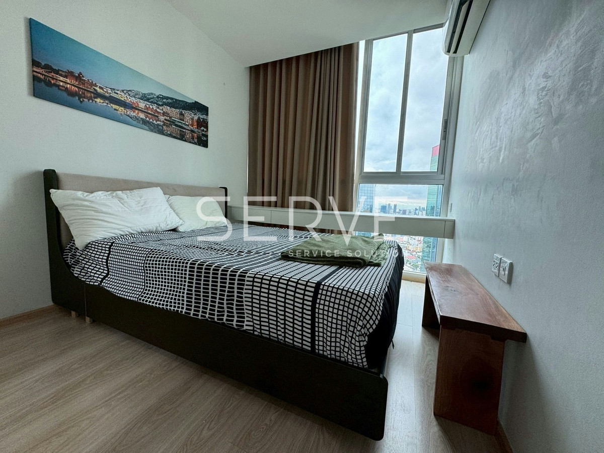 Hot Deal! 2 Beds Large Room Super High Fl. 30+ Fully furnished Good Location Next to MRT Thailand Cultural Centre Station @ Noble Revolve Ratchada 2  – รูปที่ 2