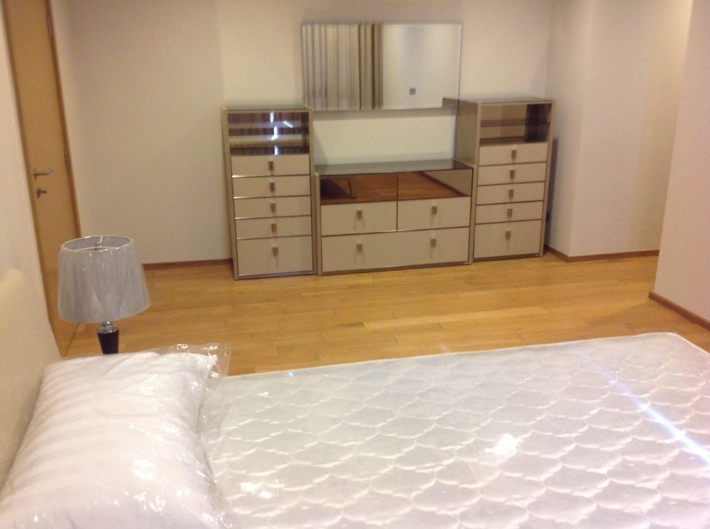 For sale condo Hyde sukhumvit 13 2 Bed 2 bath 114 Sq.m (S03-1742) For sale condo Hyde sukhumvit 13 2 Bed 2 bath 114 Sq.m (S03-1742)
