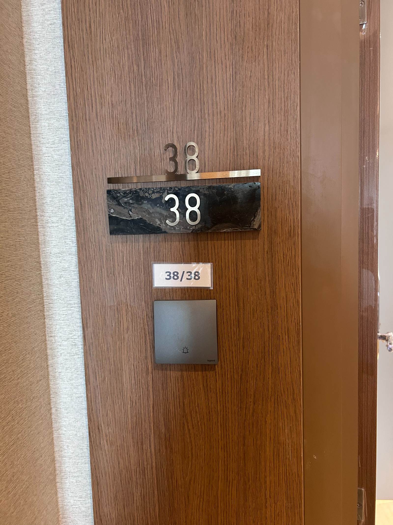 (ขายขาดทุน) ขายดาวน์ Via ARI ห้อง 2 BEDROOM (S) ขนาด 78.75 ตร.ม. ชั้น 6  – รูปที่ 4