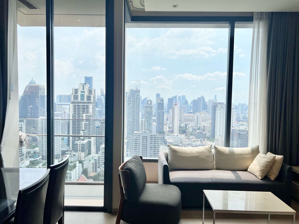 The Esse Asoke 2B2B 76sqm High floor /Unblocked view 70k Call: 0635925888