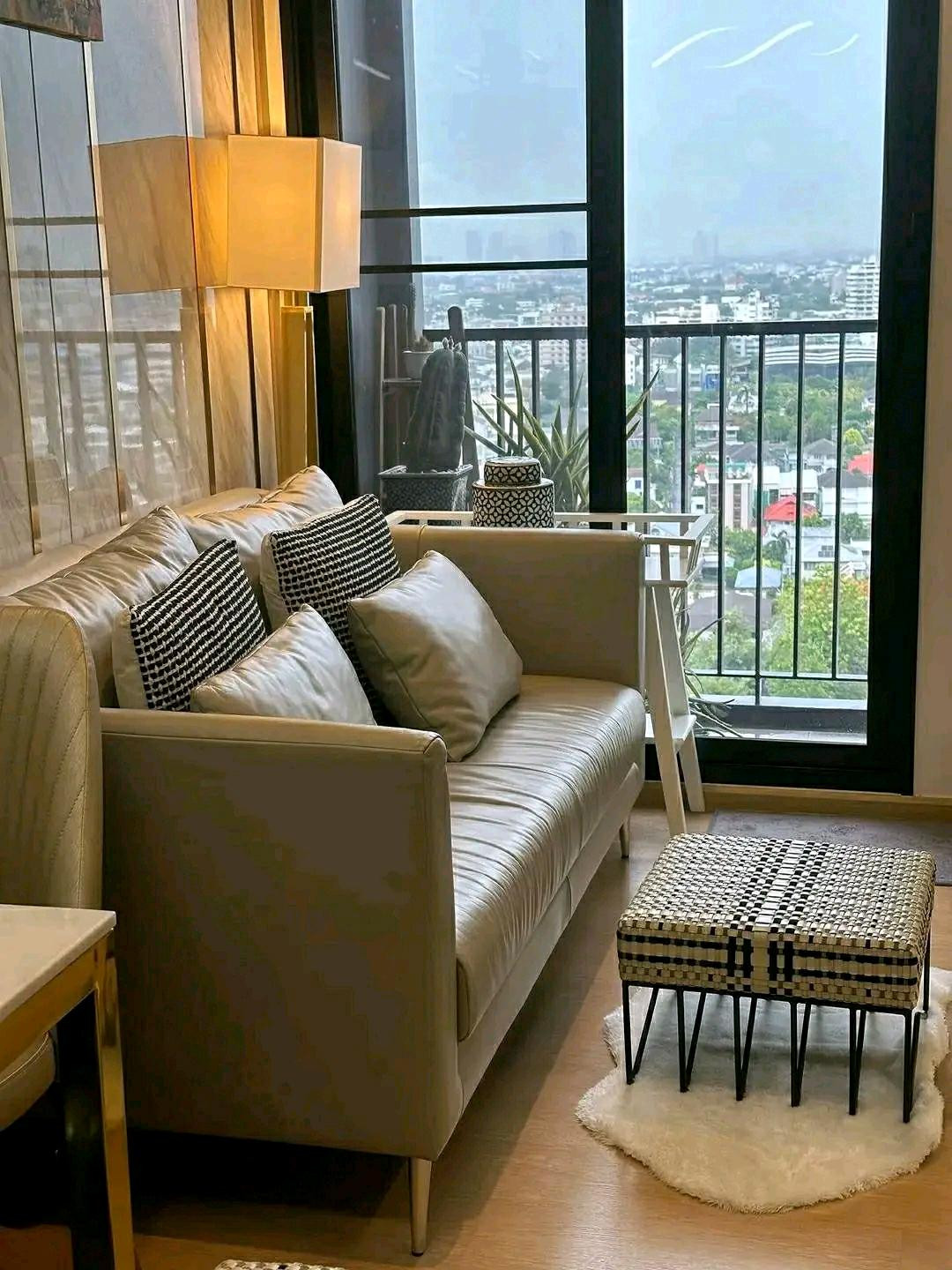 💫💫Look💫💫ing for New and Modern Pet Friendly Condo on Super High Floor near BTS Ekkamai ? – รูปที่ 3