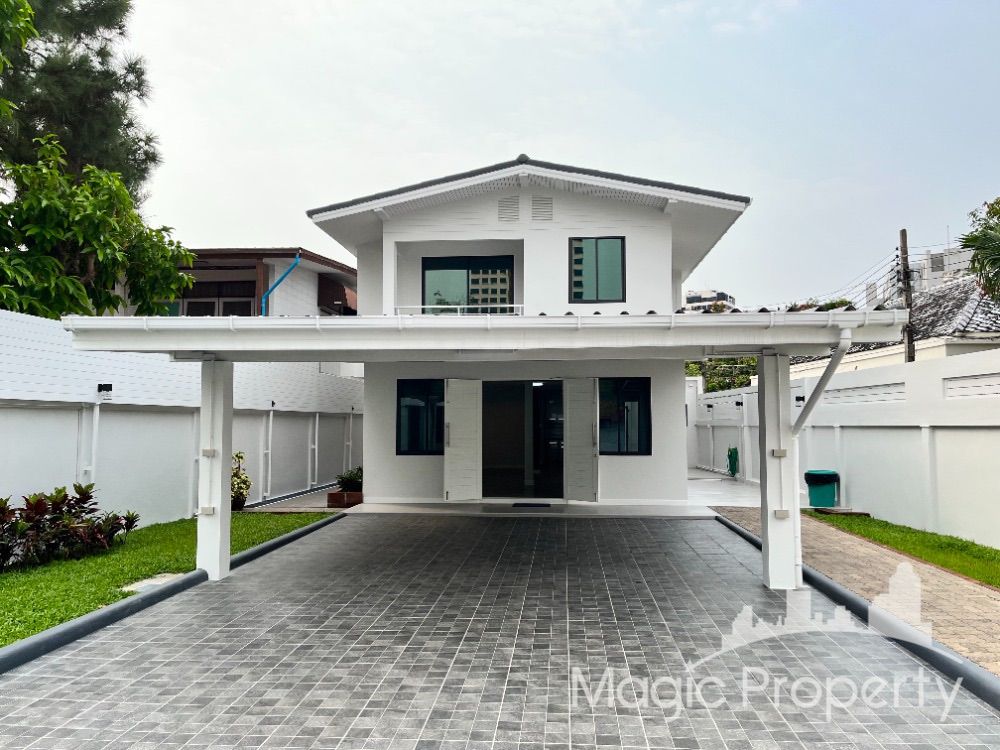 4 Bedroom House for Rent in Phahonyothin Soi 9, Phaya Thai, Bangkok