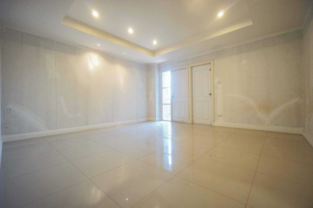 ขายคอนโด โครงการ The Brill Condominium วิภาวดี 60 88.87 ตร.ม. – รูปที่ 2