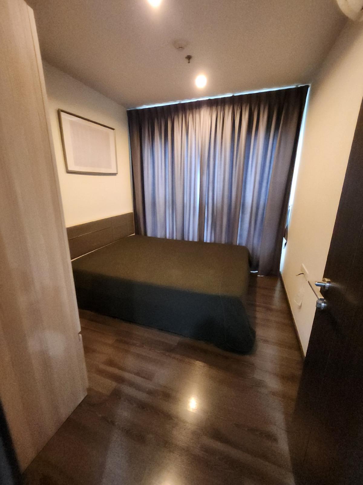 THE BASE PARK WEST SUKHUMVIT 77 THE BASE PARK WEST SUKHUMVIT 77
