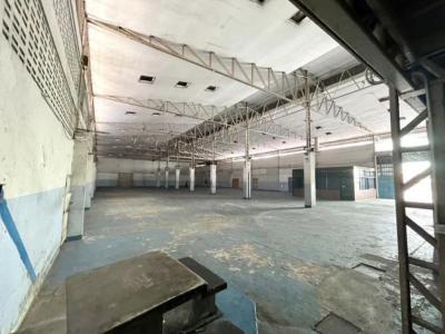 Warehouse for rent, Tha Phra, Charansanitwong, size 1349 sq m., near MRT Tha Phra