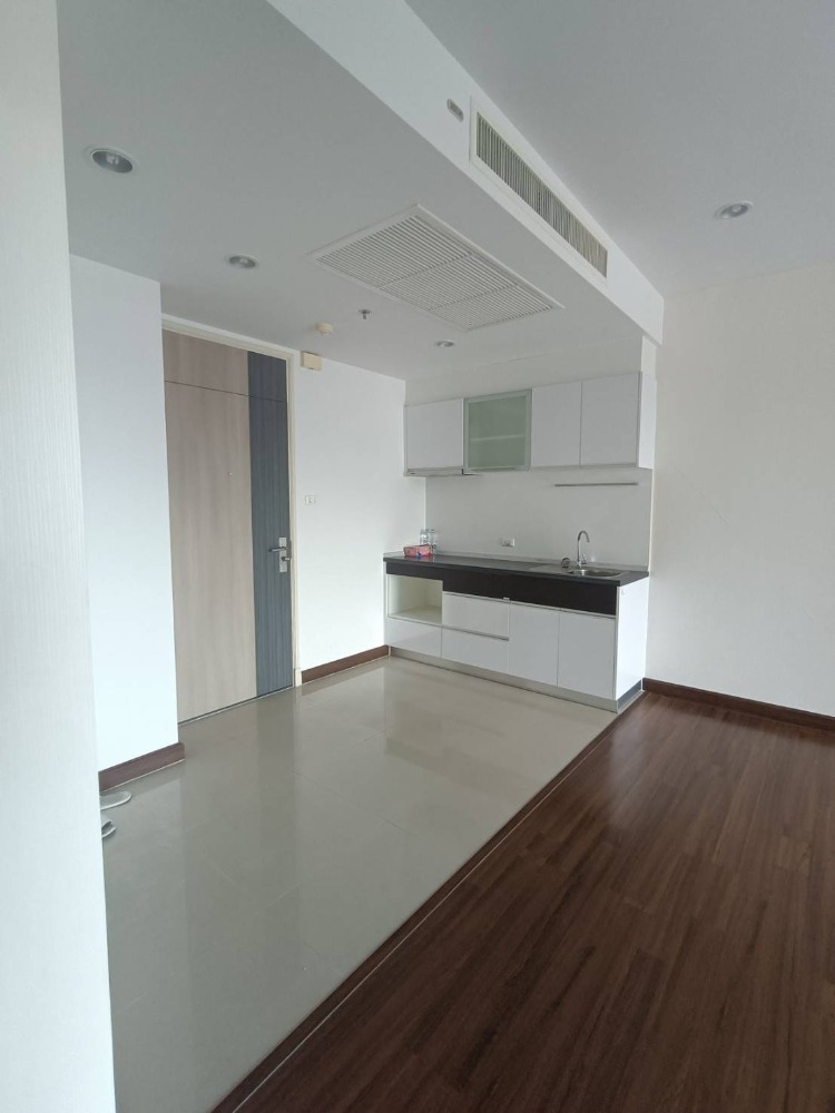 FOR SELL  1 bed  ราคาพิเศษที่สุด ศุภาลัย ไลท์ รัชดาฯ นราธิวาส – รูปที่ 3
