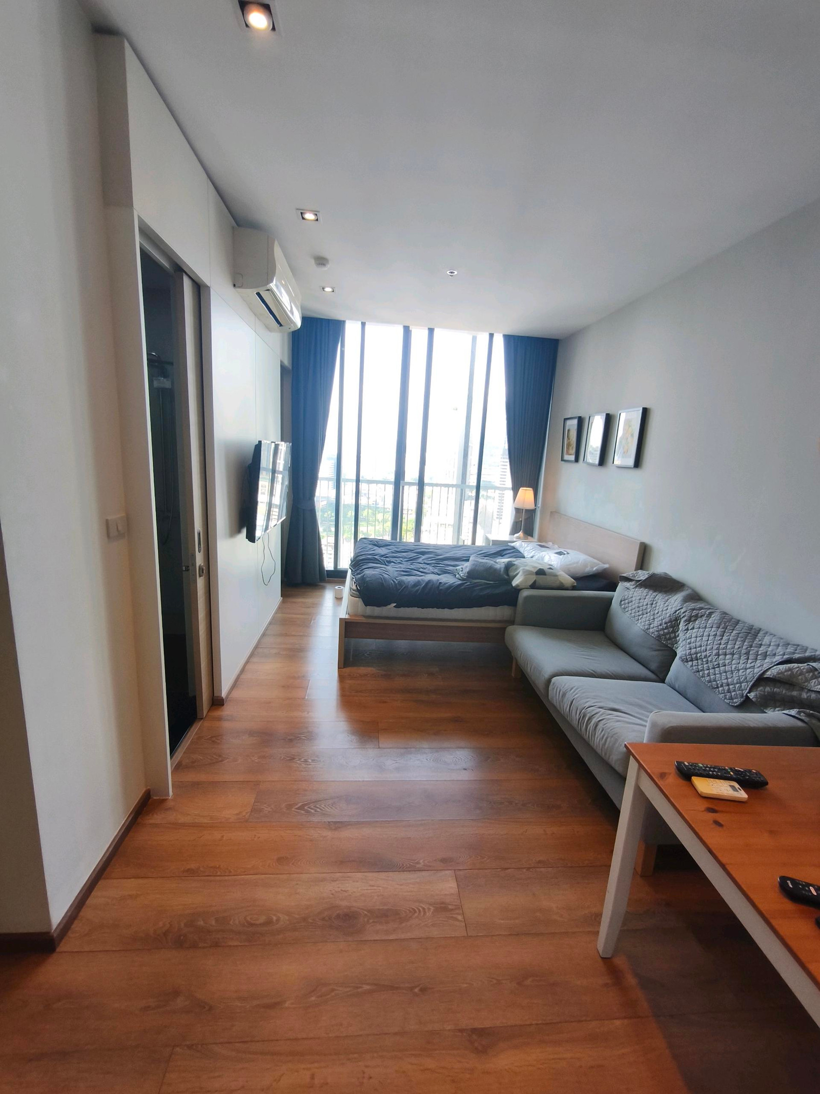 For rent, Park Origin Phrom Phong, 28th floor. For rent, Park Origin Phrom Phong, 28th floor.