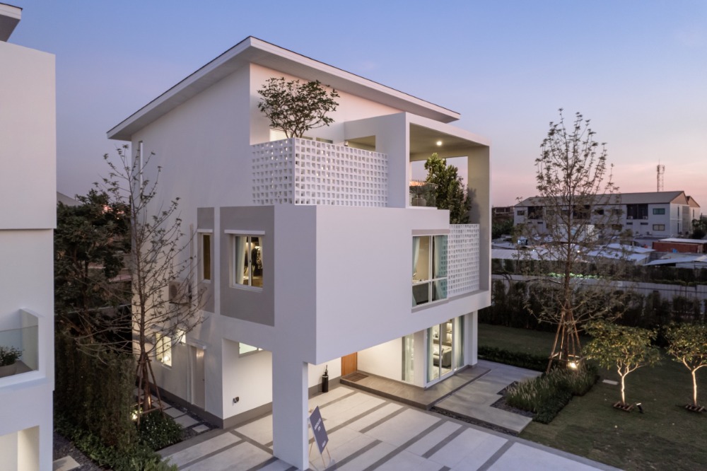 Single house on Sukonthasawat location, Nirvana ABSOLUTE Ekkamai-Ramintra project Single house on Sukonthasawat location, Nirvana ABSOLUTE Ekkamai-Ramintra project