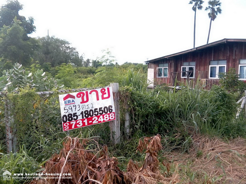 Land for sale, 5973 sq m., width 15 m., depth 310 m., next to Pathum Thani inner road, filled in, good location, complete utilities