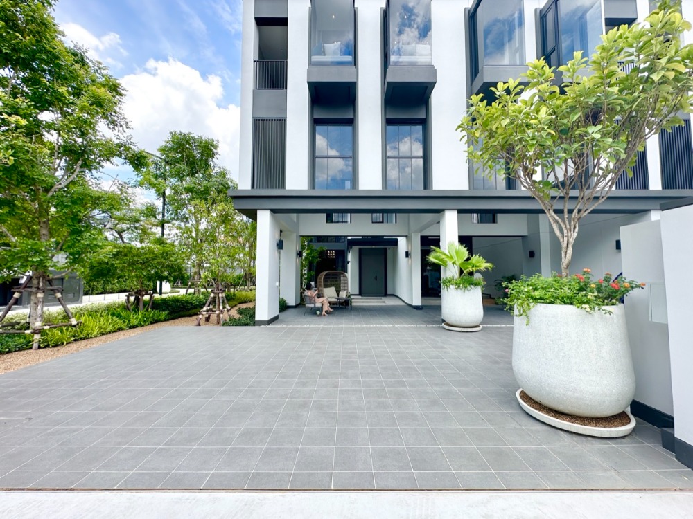 🏛️Milford ลาดพร้าว-รามคำแหง🔥ทาว์นโฮมหรู 3.5 ชั้น ขนาด 498 ตร.ม. 72 ตร.วา. | 5 ห้องนอน 5 ห้องน้ำ 6 ที่จอด เริ่ม 31.9 MB ติดต่อนัดชม Tel.0922635410 (เอิร์ธ) – รูปที่ 3