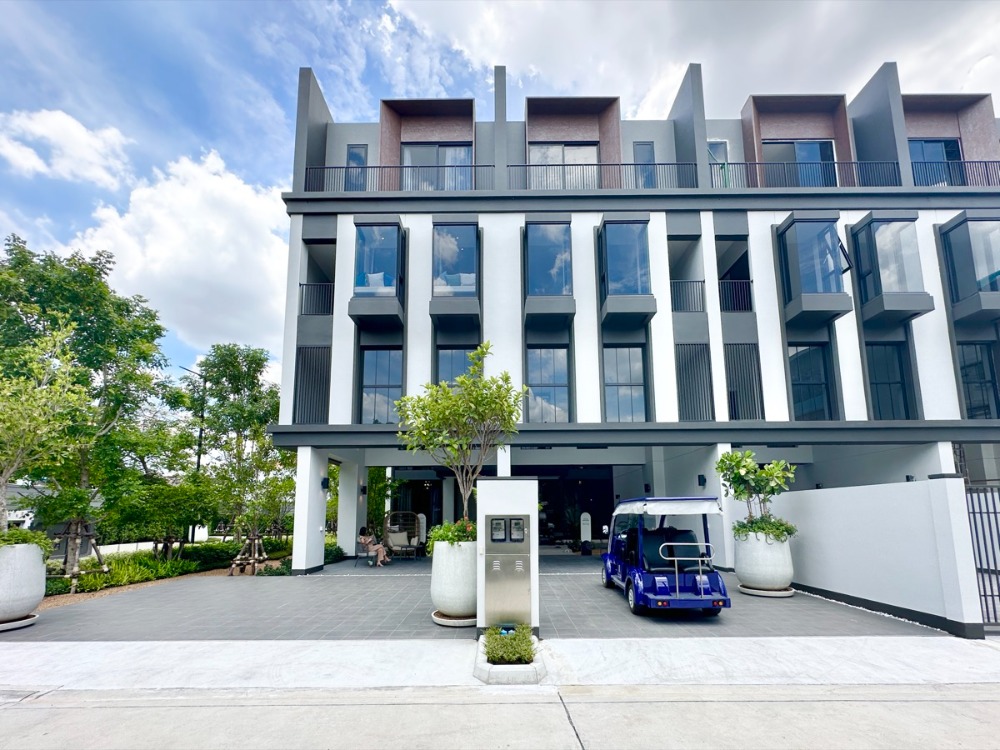 🏛️Milford ลาดพร้าว-รามคำแหง🔥ทาว์นโฮมหรู 3.5 ชั้น ขนาด 498 ตร.ม. 72 ตร.วา. | 5 ห้องนอน 5 ห้องน้ำ 6 ที่จอด เริ่ม 31.9 MB ติดต่อนัดชม Tel.0922635410 (เอิร์ธ)