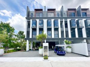 🏛️Milford ลาดพร้าว-รามคำแหง🔥ทาว์นโฮมหรู 3.5 ชั้น ขนาด 498 ตร.ม. 72 ตร.วา. | 5 ห้องนอน 5 ห้องน้ำ 6 ที่จอด เริ่ม 31.9 MB ติดต่อนัดชม Tel.0922635410 (เอิร์ธ)