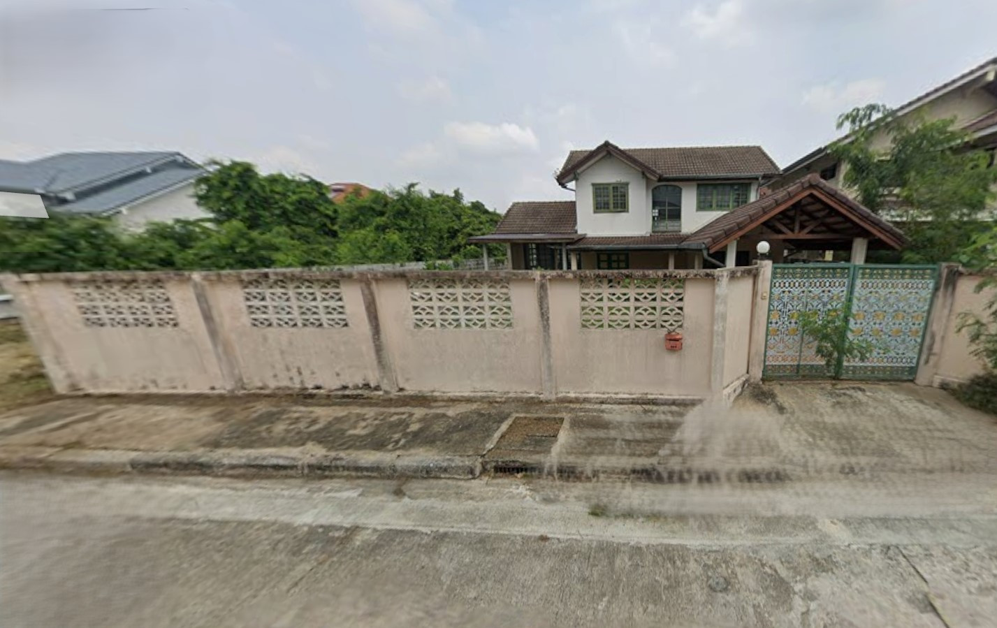 ขายบ้านเดี่ยว 2 ชั้น หมู่บ้านเมืองเอก รังสิต ซอยเอกบูรพา 8/4 ขายบ้านเดี่ยว 2 ชั้น หมู่บ้านเมืองเอก รังสิต ซอยเอกบูรพา 8/4