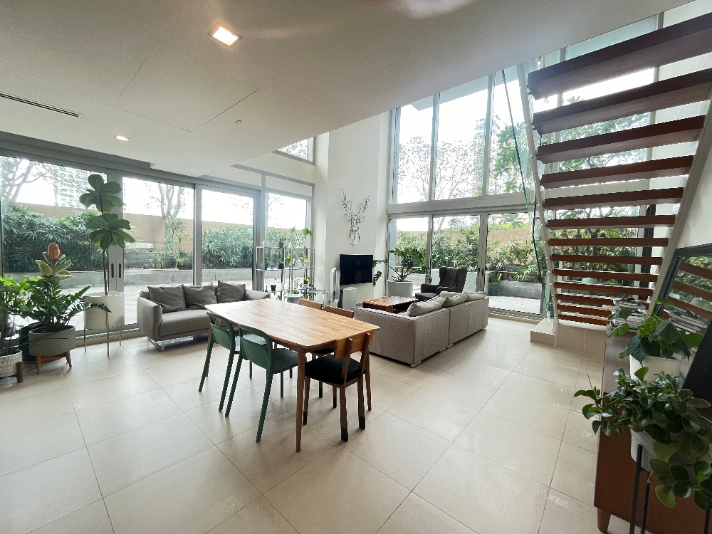 The River Duplex 3bed 3bath + powder room 286.36 sqm. 55,000,000 Am: 0656199198