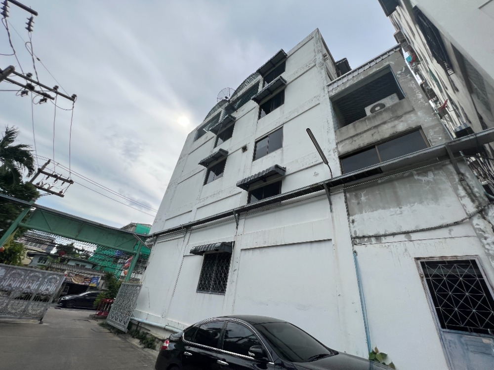 ให้เช่า ตึกแถว 4.5 ชั้น ปากซอยสุขุมวิท 81 ใกล้ รถไฟฟ้า BTS อ่อนนุช 700 เมตร สามารถเข้าทางอ่อนนุช 10 ได้ – รูปที่ 2
