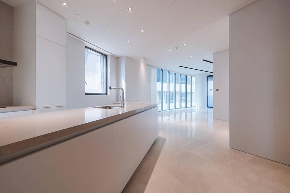 Banyan Tree Residence Bangkok  บายันทรี เรสซิเดนซ์ ริเวอร์ไซด์ กรุงเทพ คอนโดริมแม่น้ำ 2 ห้องนอน River front Unit 160 ตร.ม ราคา 40.90. ลบ.*