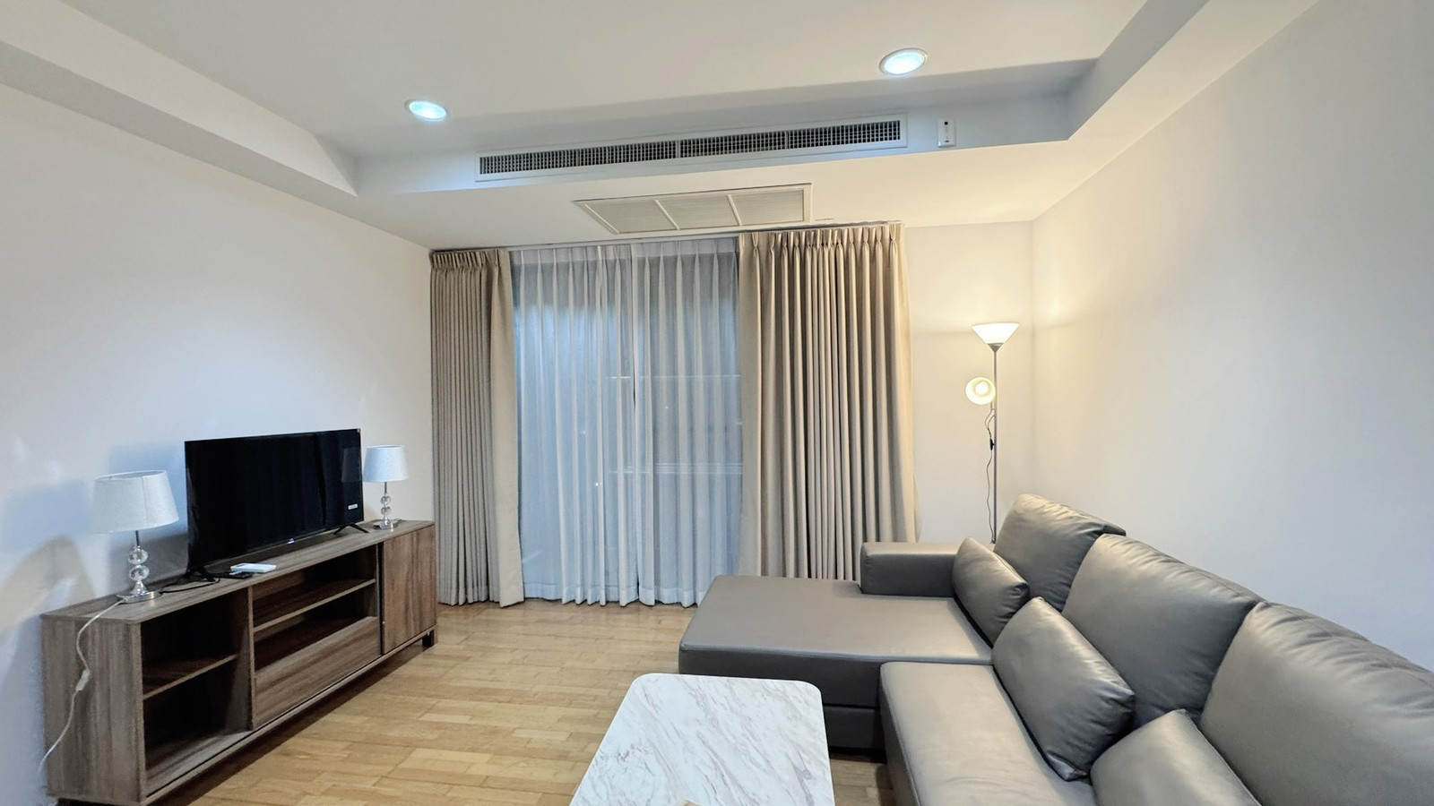 RENT !! Condo Amanta Ratchada, MRT Thailand Cultural Center, 2 Bed, Tower 3, Fl. 4, Area 85 sq.m., Rent 30,000 Baht