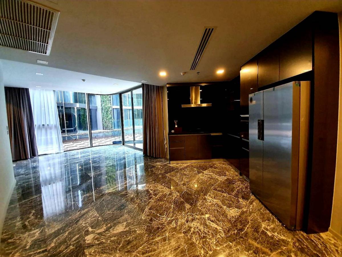 Ashton Residence 41 / 3 beds 3 baths / 135 sqm