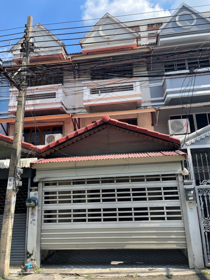 ขายทาวน์เฮ้าส์ 3 ชั้น ซอยเรวดี 17 ใกล้ศูนย์ราชการนนทบุรี ใกล้ MRT 2 สาย ราคารีบขาย!! – รูปที่ 2