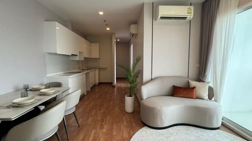 ให้เช่า The Coast Bangna ห้องแต่งใหม่ เฟอร์นิเจอร์ครบ ใกล้ BTS บางนา โรงเรียน และห้างสรรพสินค้า พร้อมเข้าอยู่ทันที