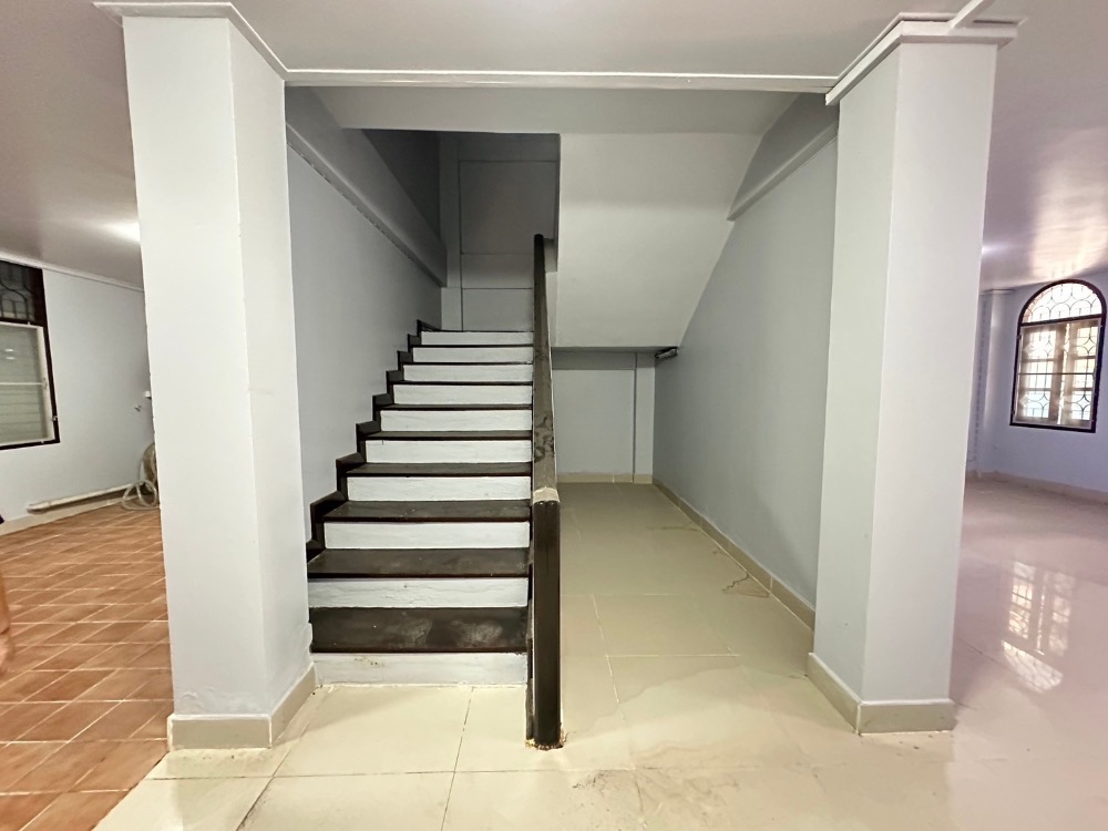 Townhouse for sale, 4 floors, size 30 sq w, Soi Mahachakkraphat 9/4, Na Muang Subdistrict, Mueang Chachoengsao District, Chachoengsao Province – รูปที่ 3