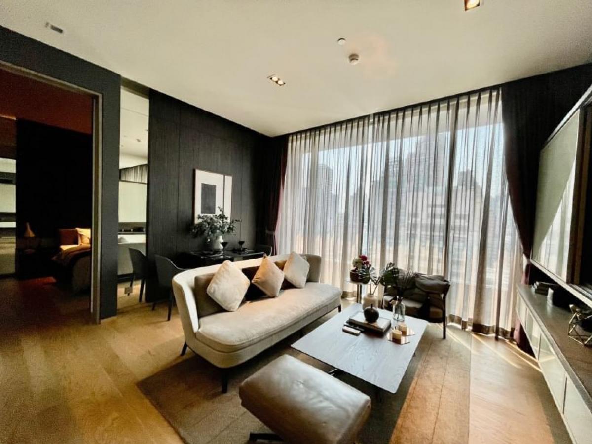 📍Condo for rent : Saladaeng One 1 bed, Luxury condo near Silom Lumphini and Wireless Rd. 🌃 📍Condo for rent : Saladaeng One 1 bed, Luxury condo near Silom Lumphini and Wireless Rd. 🌃