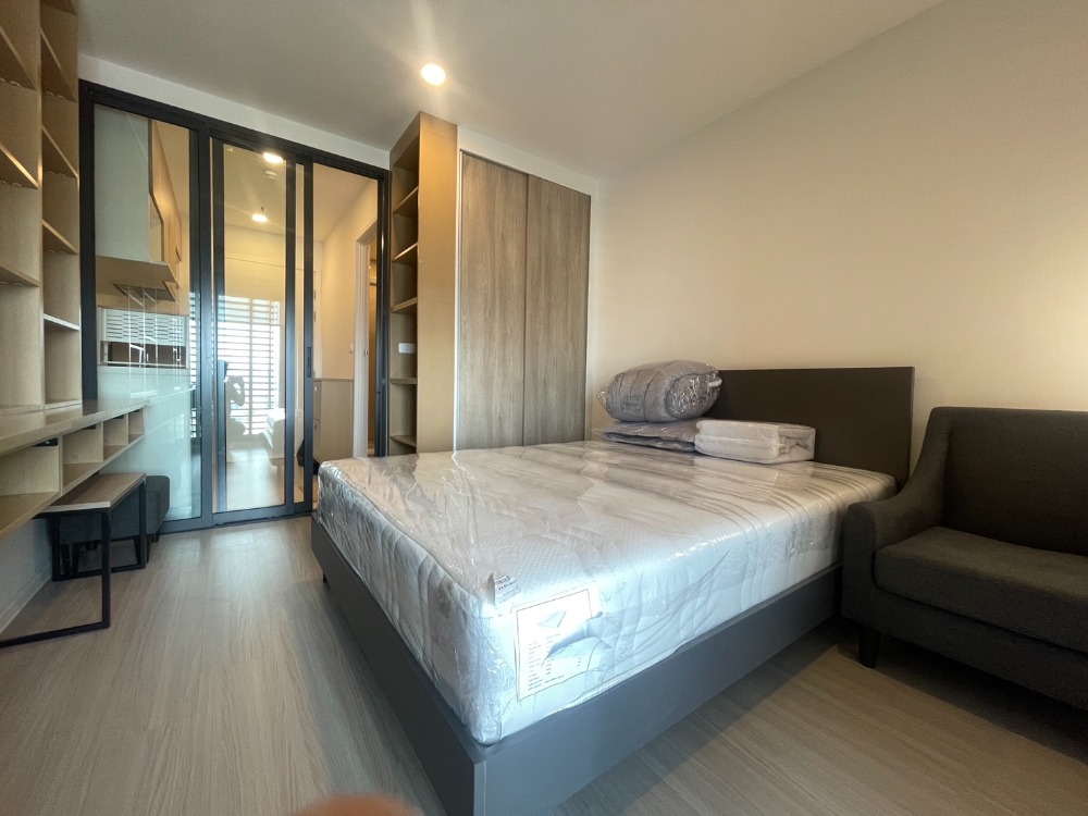 ให้เช่า Denim จตุจักร แบบ Studio 22 ตรม. Fully furnished พร้อมเข้าอยู่ ชั้นสูง วิวสวย เพียง 13,000 บาท/เดือน – รูปที่ 3