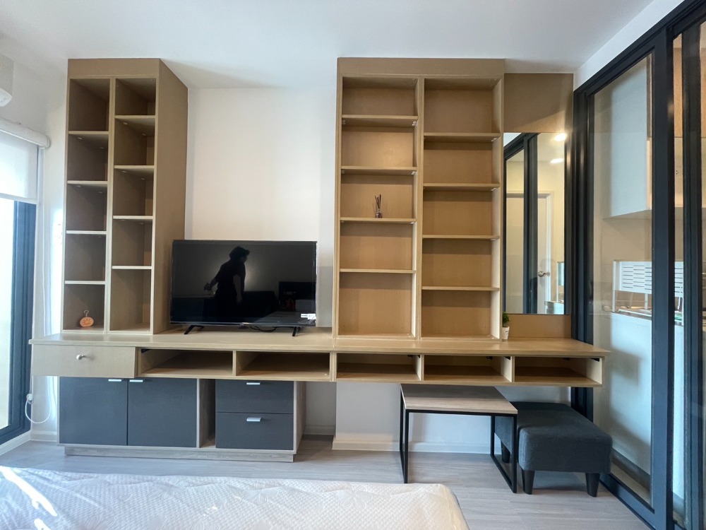 For rent: Denim Chatuchak Studio type, 22 sq m., fully furnished, ready to move in, high floor, beautiful view, only 12,000 baht/month