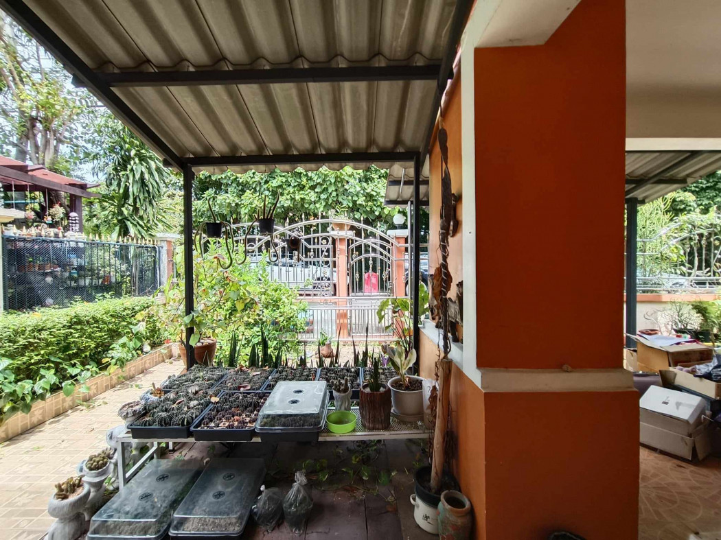 ขาย บ้าน อำเภอเมืองปทุมธานี ใกล้ Robinson ศรีสมาน เนื้อที่ 43 ตร.ว. 186 ตร.ม. 3 ห้องนอน 2 ห้องน้ำ จอดรถได้ 2 คัน – รูปที่ 4