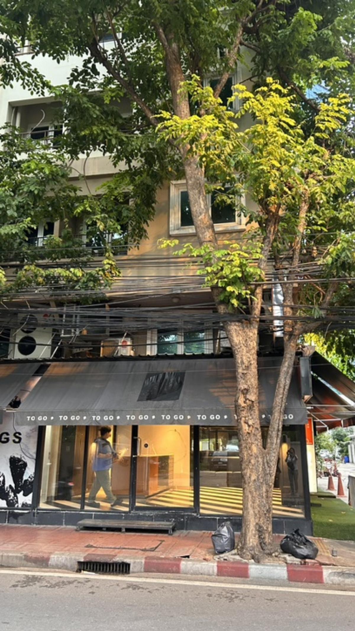 Don't Miss Out!!📍 Restaurant Space For Rent  120,000 per month – รูปที่ 2