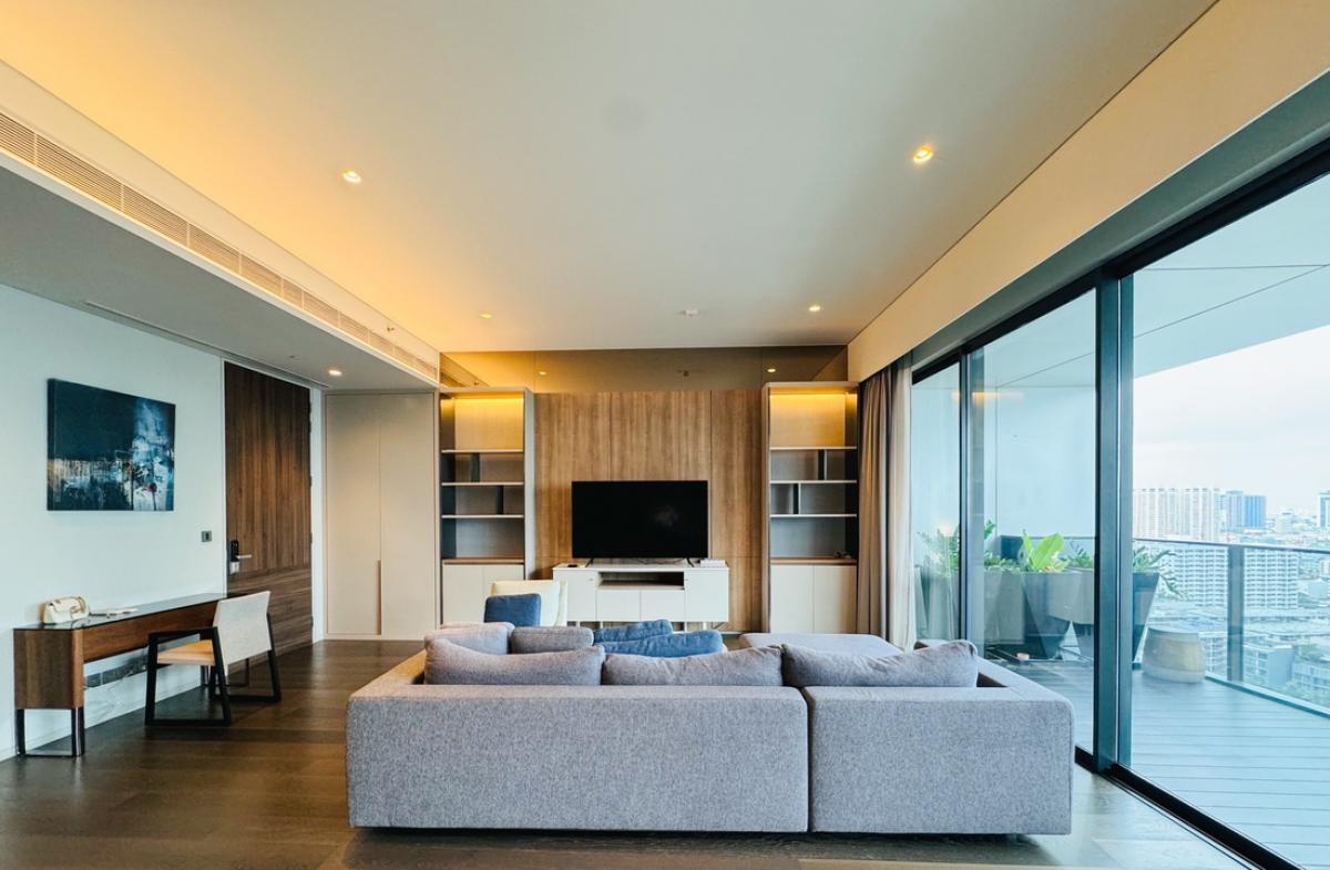 ♢ Ready to move in ♢ ชั้น 20+ 201.80 ตร.ม. | 3 ห้องนอน 3 ห้องน้ำ | ใกล้ เอททองหล่อ 1 นาที, ดองกิ มอลล์ 2 นาที, BTS ทองหล่อ 4 นาที