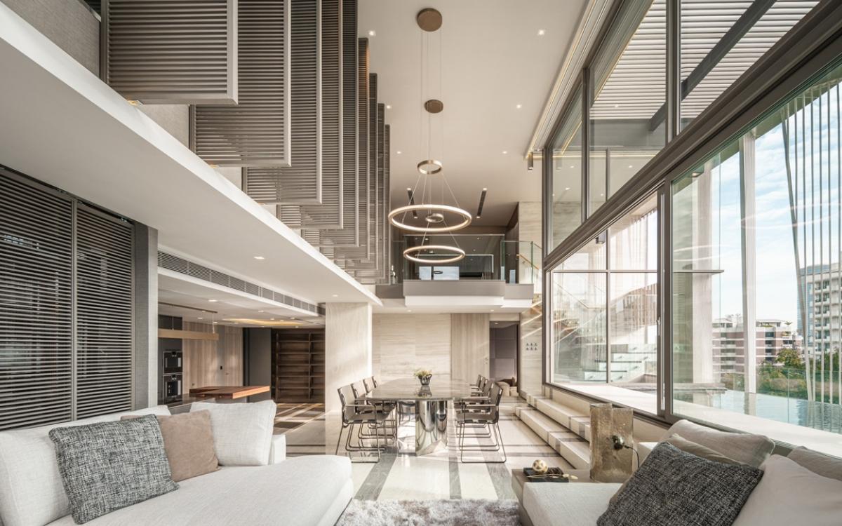 Fynn Sukhumvit 31 Penthouse 390sqm 5bedroom for sale 132Mb please contact 0816878954