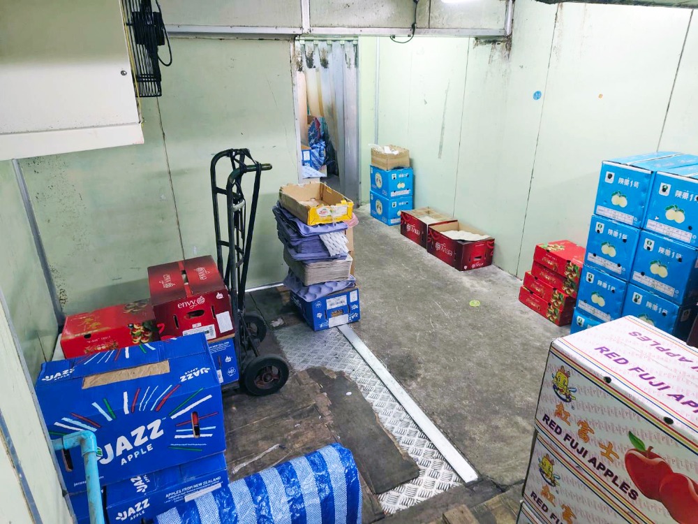 ทำเลทองหายาก! ขายอาคารพาณิชย์ 2 ห้องหัวมุม พร้อมห้องเย็น ปากคลองตลาด ตรงข้ามตลาดยอดพิมาน ซอยเอ็มไพร์ – รูปที่ 3