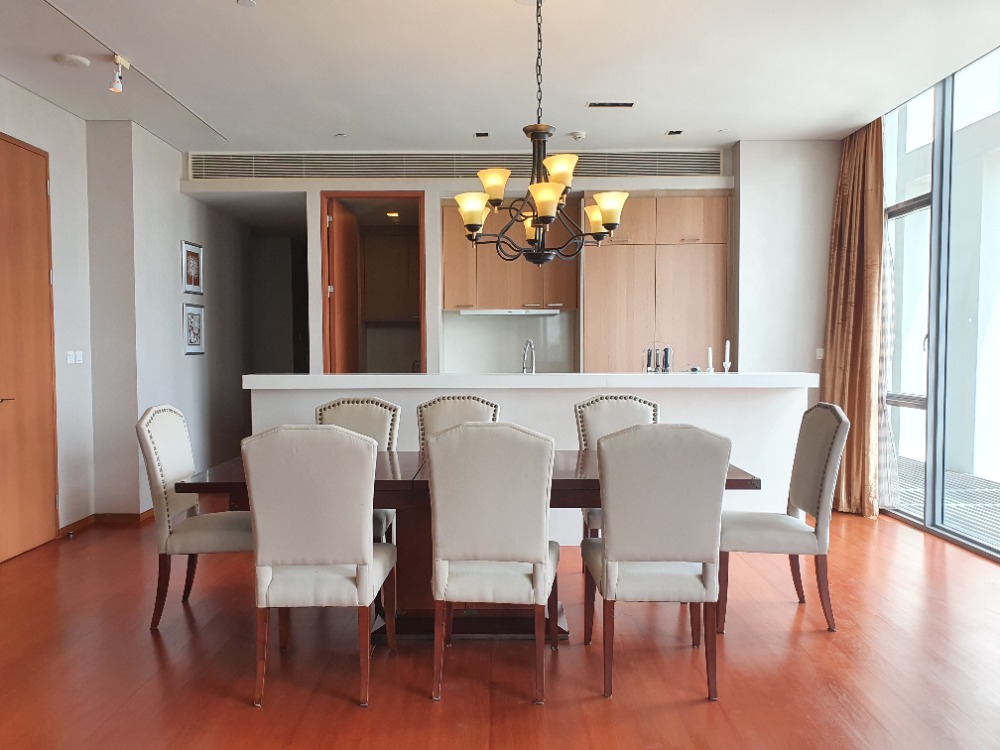 ✨ 👍For rent!! Sukhothai Residences, 3 bedrooms, wide balcony, high floor, beautiful city view, near BTS Sala Daeng, ready to move in
